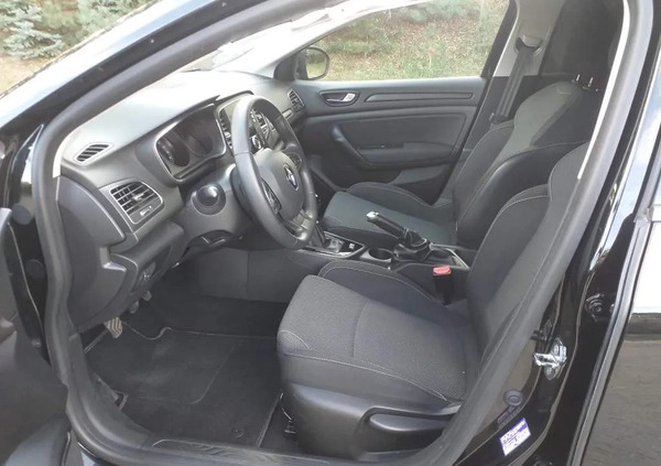 Renault Megane cena 29900 przebieg: 32000, rok produkcji 2019 z Korsze małe 172